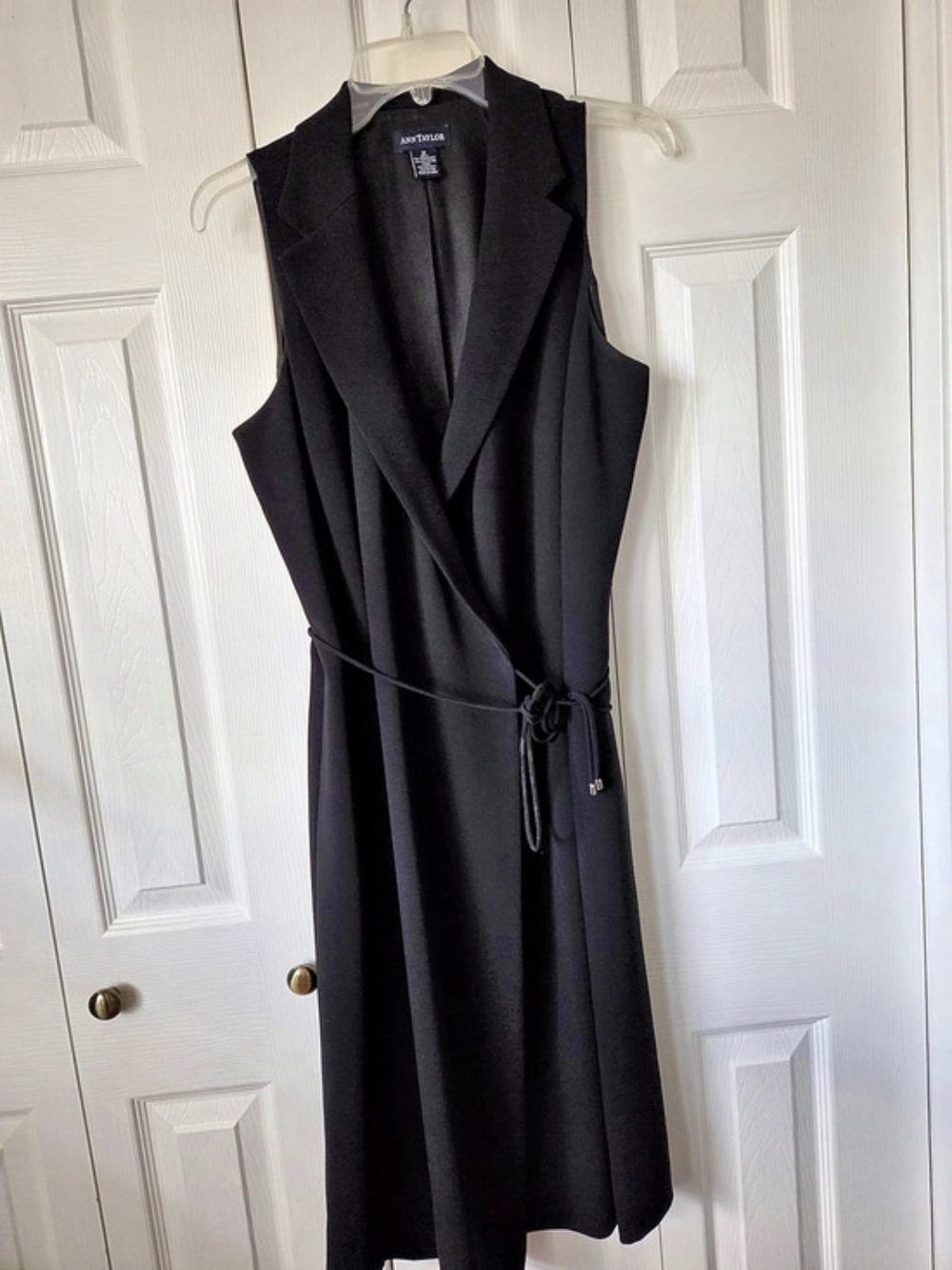 Ann Taylor Black Sleeveless Maxi Dress